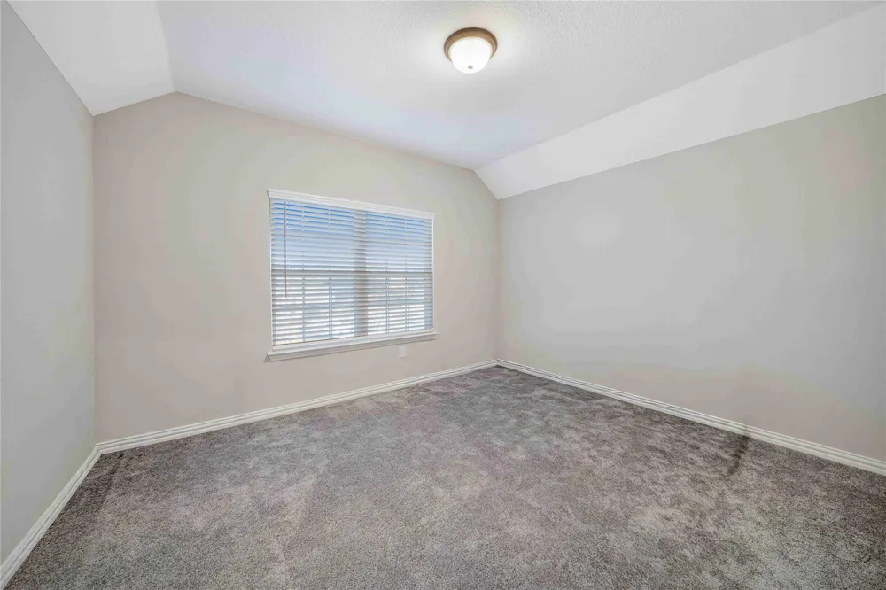 9401 Trailway Dr Little Elm, TX 75068