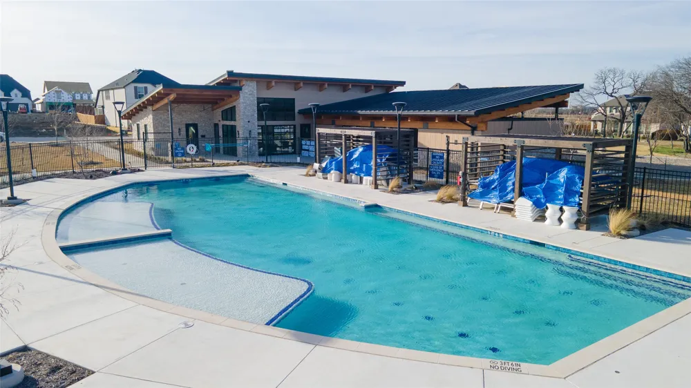 9401 Trailway Dr Little Elm, TX 75068
