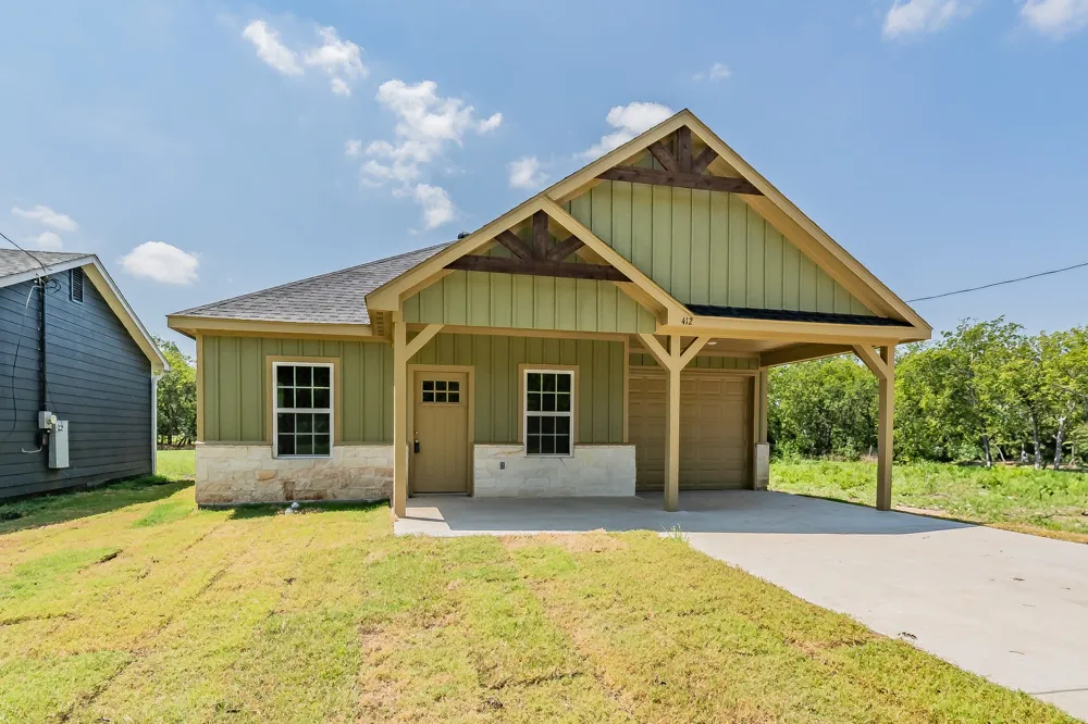 412 Matthew Street Hillsboro, TX 76645