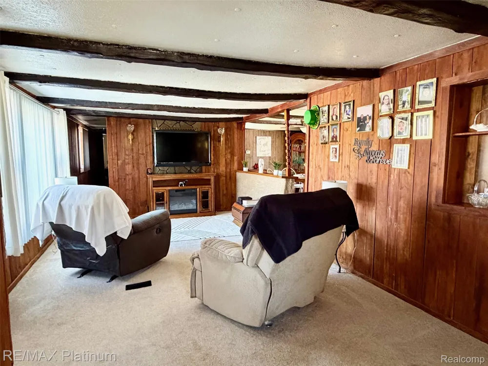 6787 Coon Hill Road Henrietta Township, MI 49259