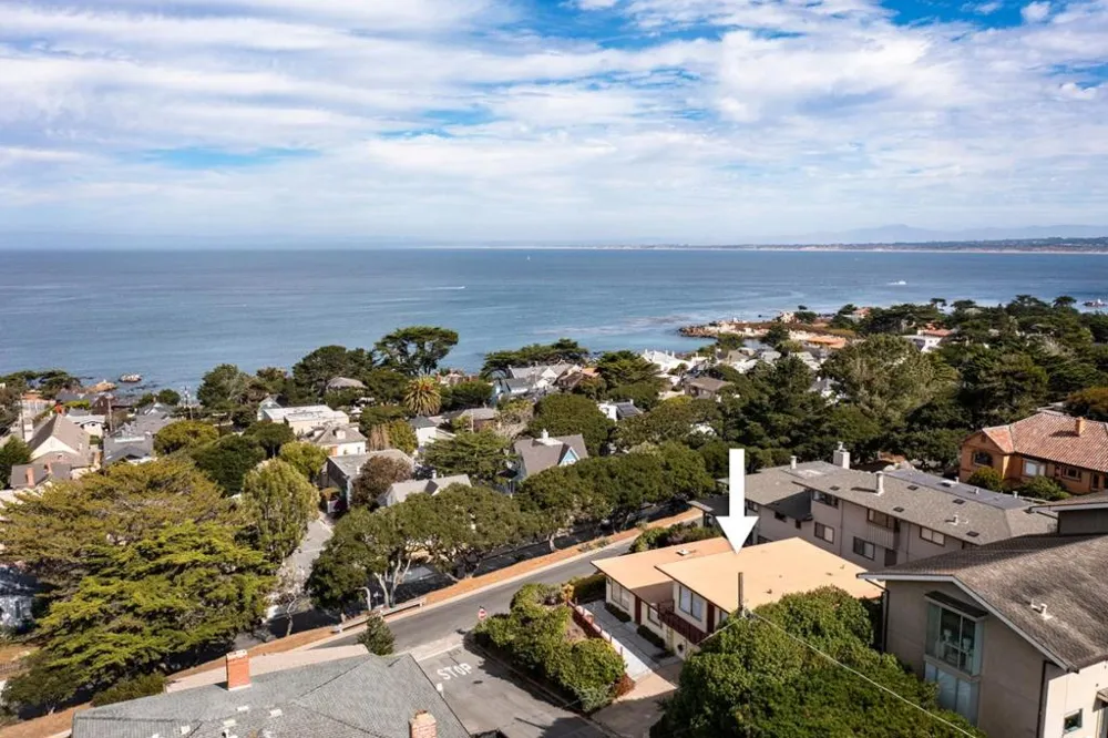 311 Lighthouse Pacific Grove, CA 93950