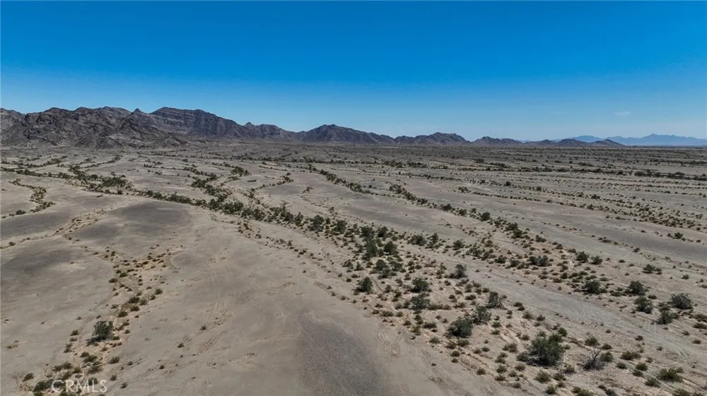 SW 1/4 OF SEC 25, TP 6 S, R 20 E, Blythe, CA 00000