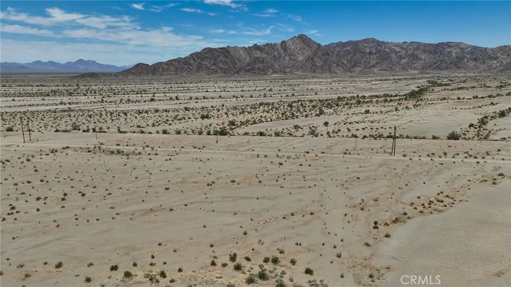SW 1/4 OF SEC 25, TP 6 S, R 20 E, Blythe, CA 00000
