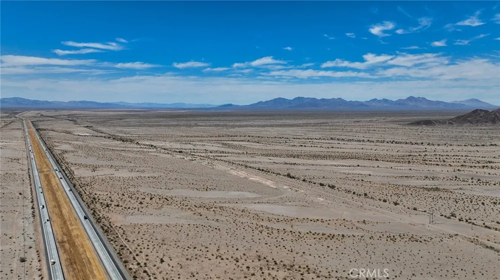 SW 1/4 OF SEC 25, TP 6 S, R 20 E, Blythe, CA 00000