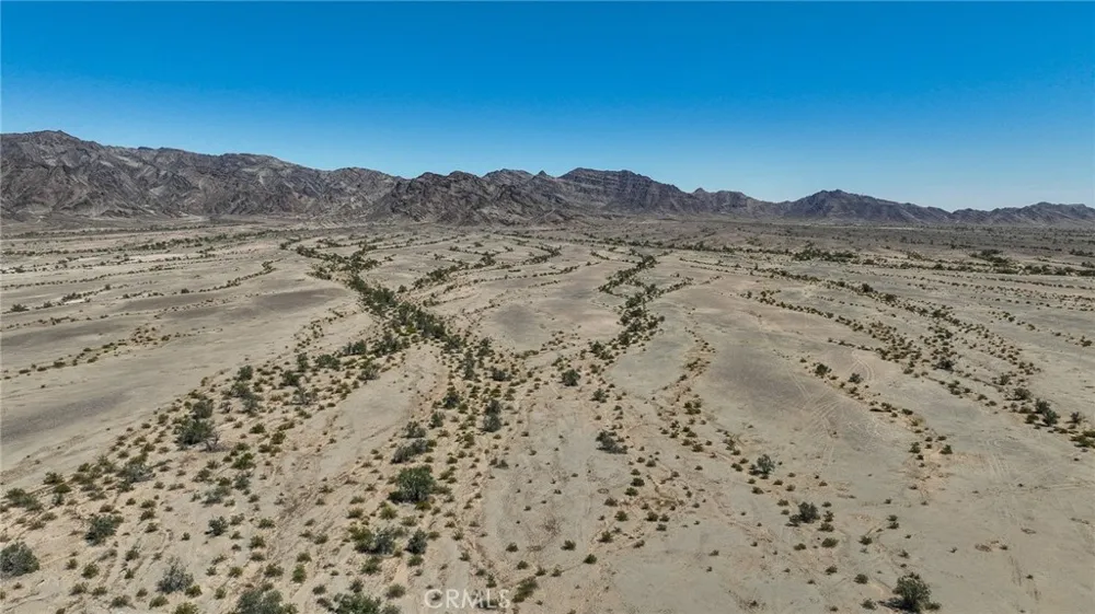 SW 1/4 OF SEC 25, TP 6 S, R 20 E, Blythe, CA 00000