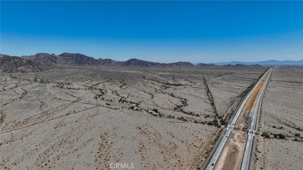 SW 1/4 OF SEC 25, TP 6 S, R 20 E, Blythe, CA 00000