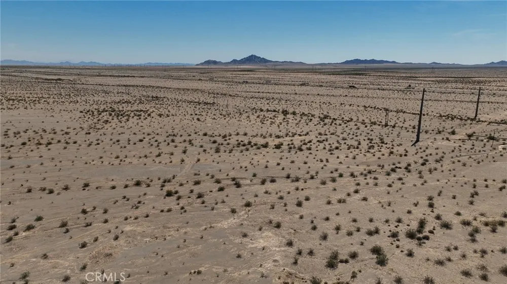 SW 1/4 OF SEC 25, TP 6 S, R 20 E, Blythe, CA 00000