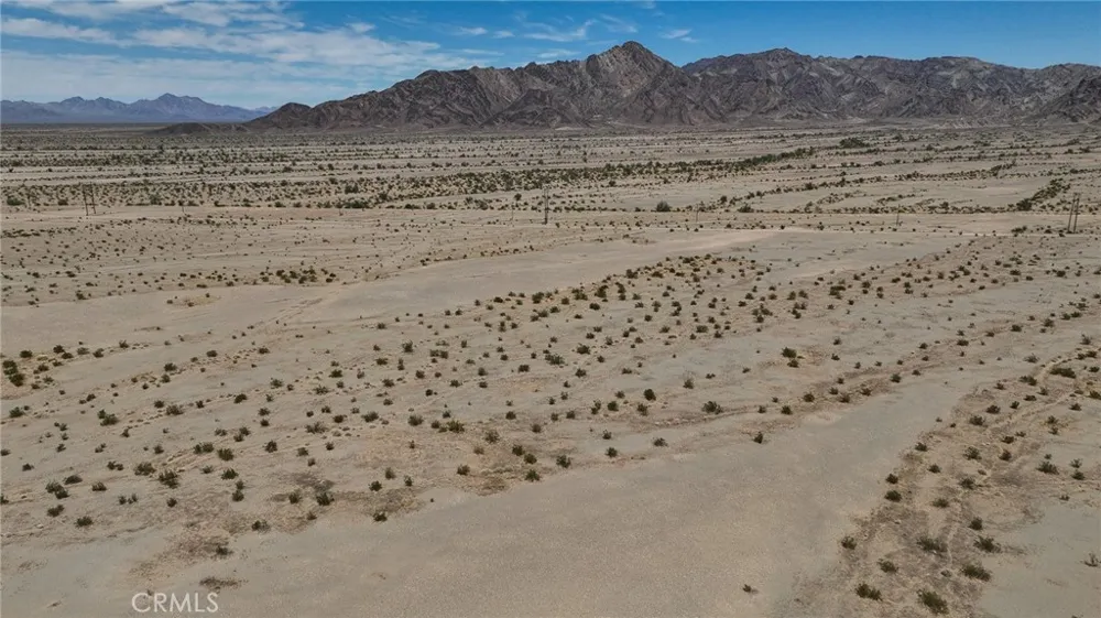 SW 1/4 OF SEC 25, TP 6 S, R 20 E, Blythe, CA 00000