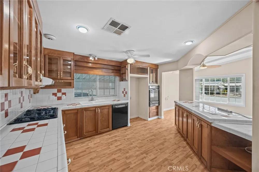 26011 kentia palm dr Homeland, CA 92548