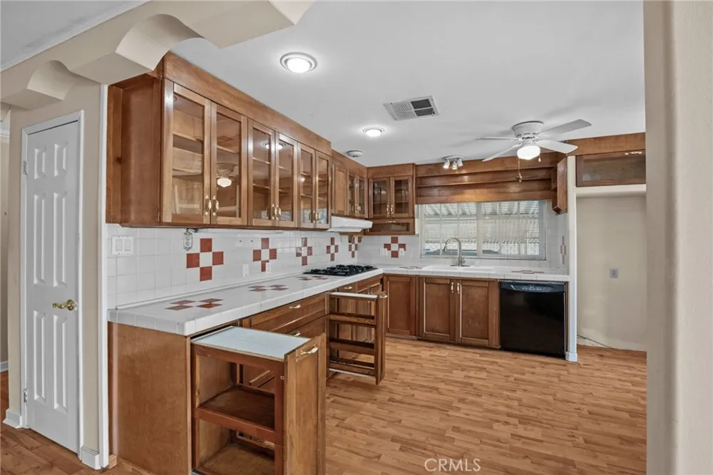 26011 kentia palm dr Homeland, CA 92548