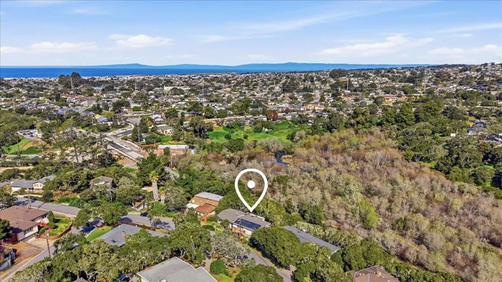 17 Los Encinos Drive Del Rey Oaks, CA 93940