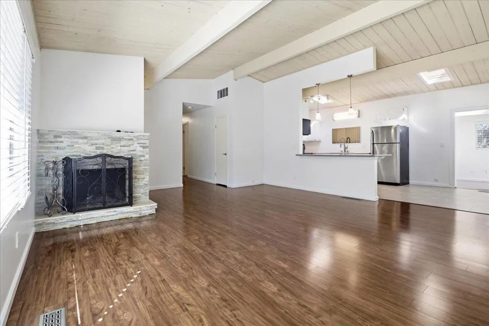 17 Los Encinos Drive Del Rey Oaks, CA 93940