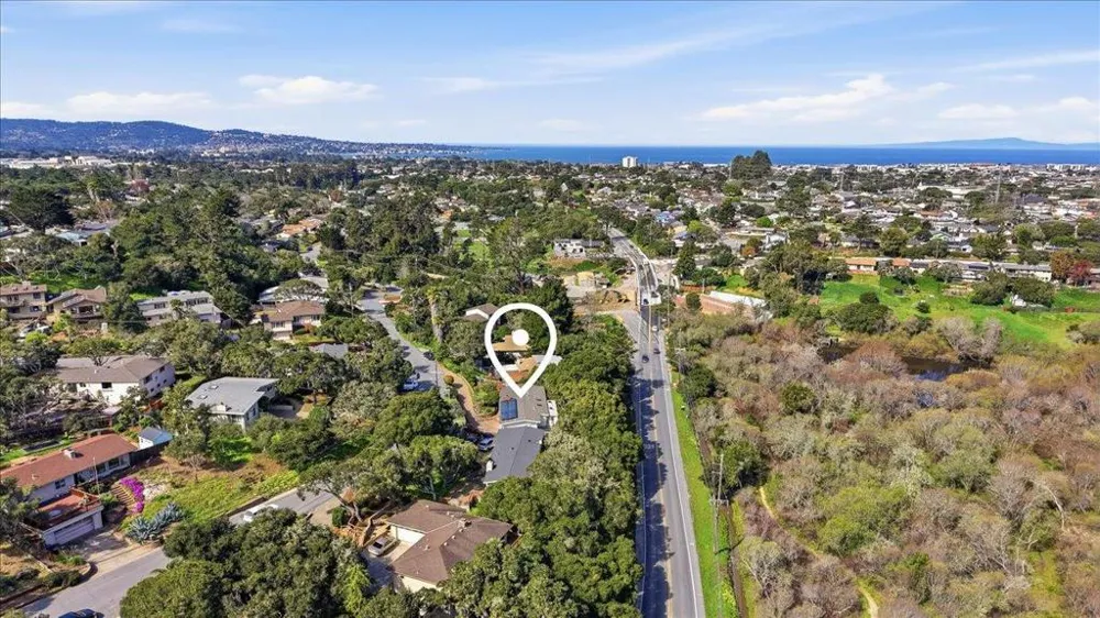 17 Los Encinos Drive Del Rey Oaks, CA 93940