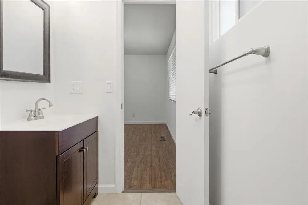 17 Los Encinos Drive Del Rey Oaks, CA 93940
