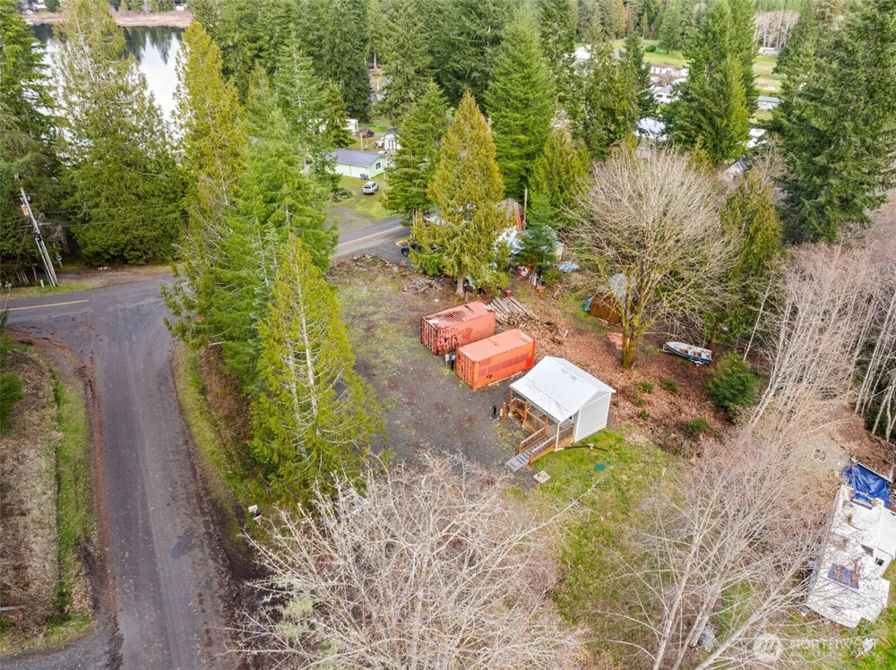 21 W Prairie Loop Road Elma, WA 98541