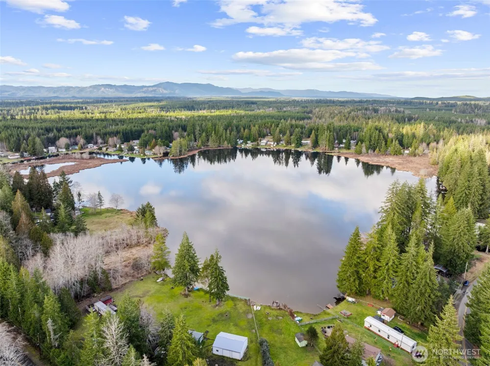 21 W Prairie Loop Road Elma, WA 98541