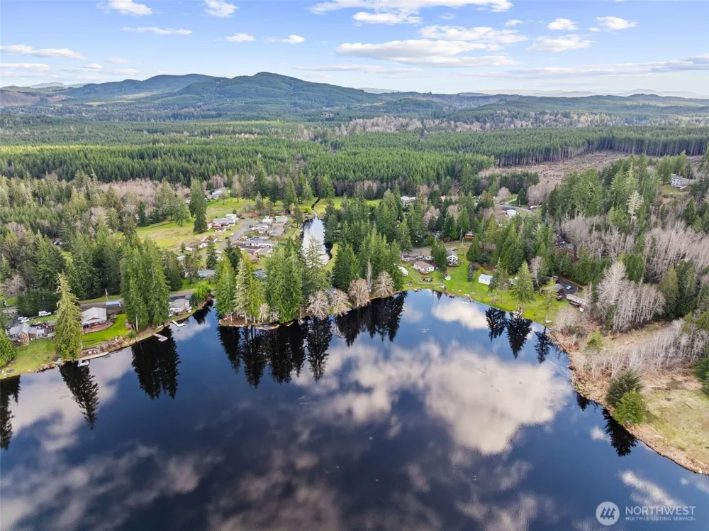 21 W Prairie Loop Road Elma, WA 98541