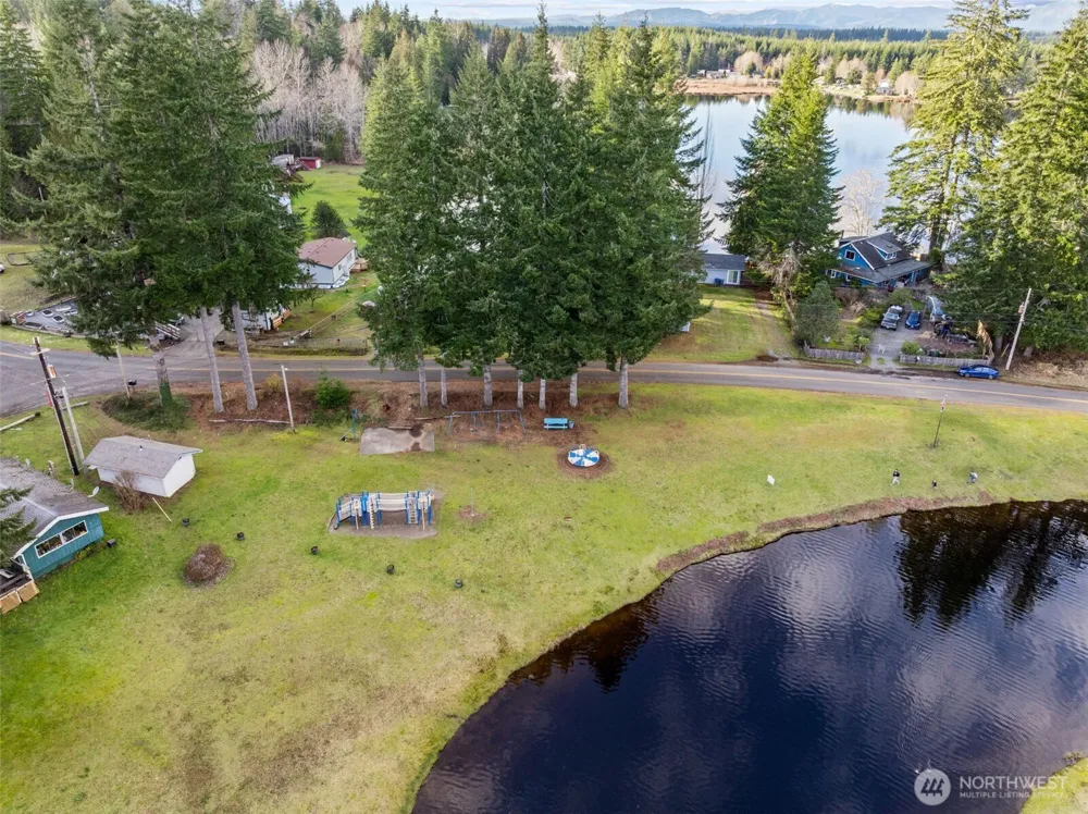 21 W Prairie Loop Road Elma, WA 98541