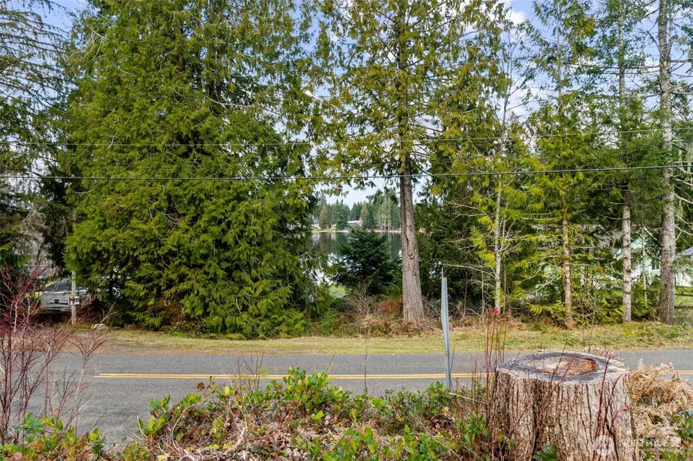 21 W Prairie Loop Road Elma, WA 98541