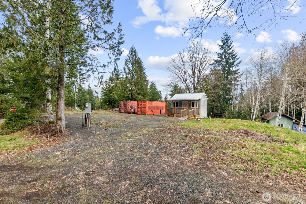 21 W Prairie Loop Road Elma, WA 98541