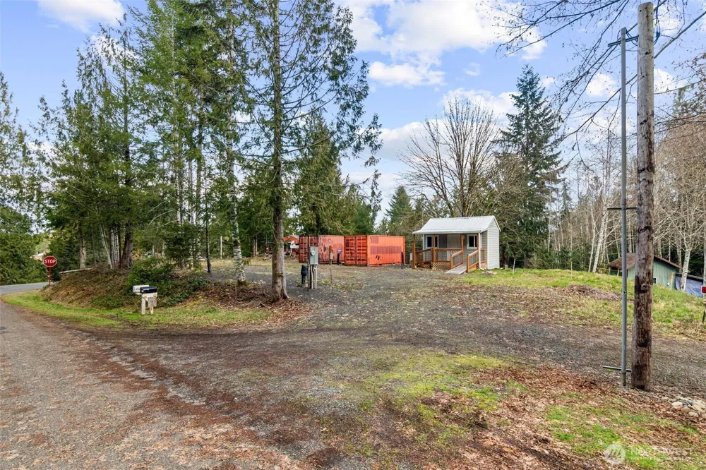 21 W Prairie Loop Road Elma, WA 98541
