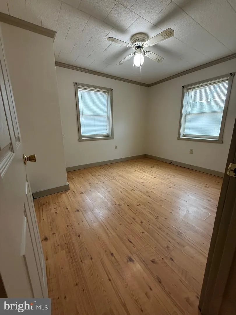 9505 MAIN STREET Huntingdon, PA 16652
