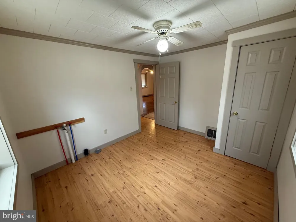 9505 MAIN STREET Huntingdon, PA 16652