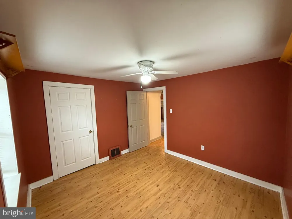 9505 MAIN STREET Huntingdon, PA 16652