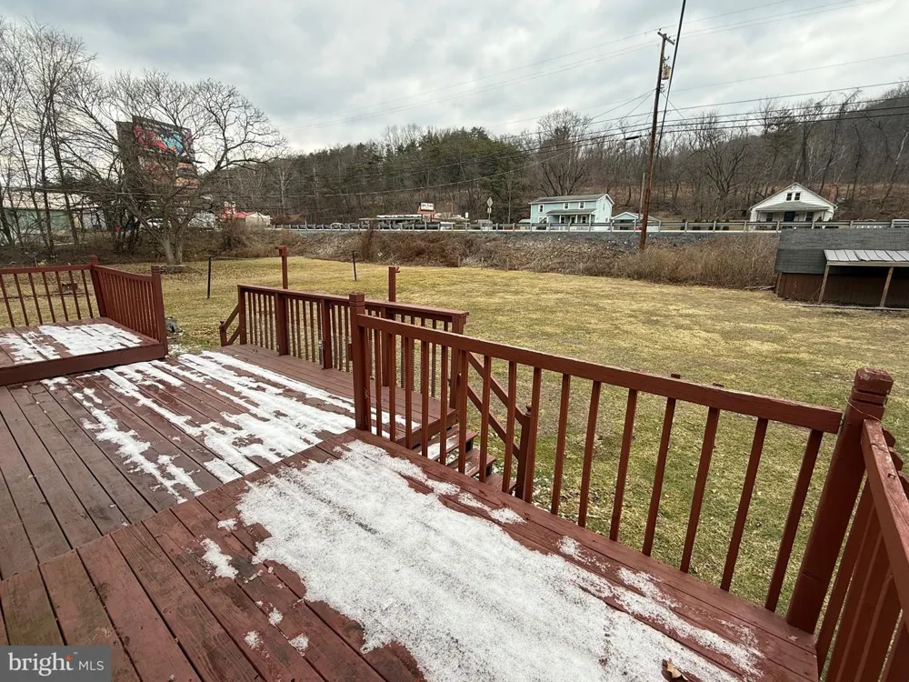 9505 MAIN STREET Huntingdon, PA 16652