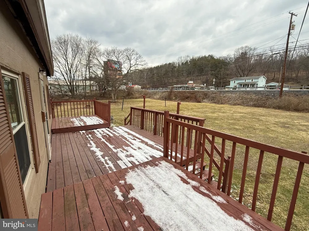 9505 MAIN STREET Huntingdon, PA 16652