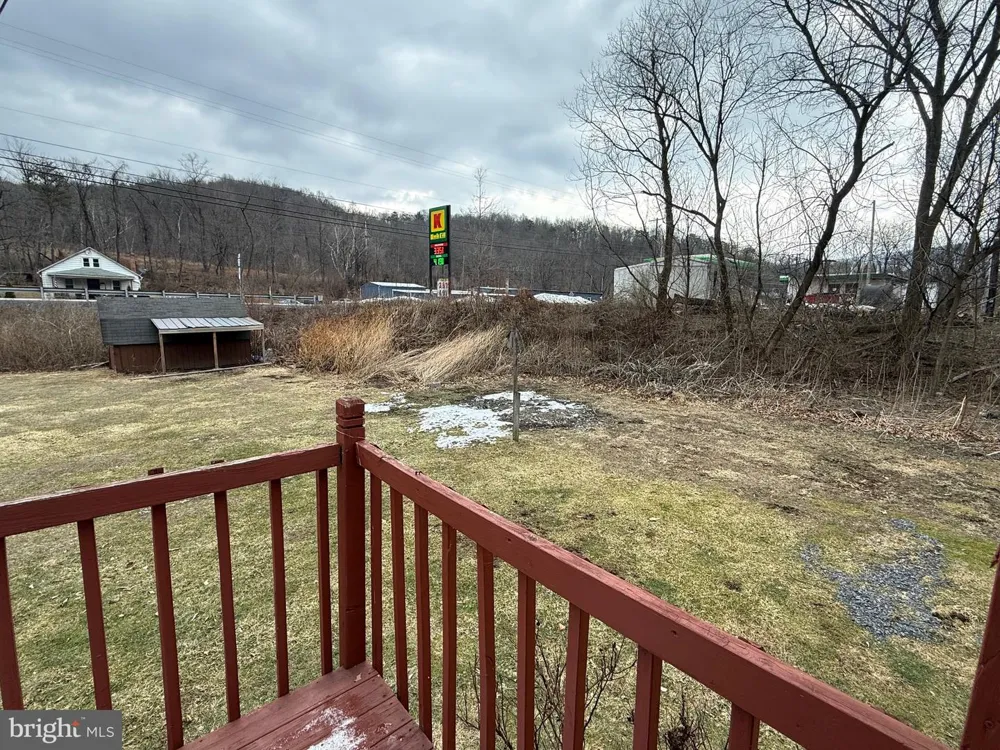 9505 MAIN STREET Huntingdon, PA 16652
