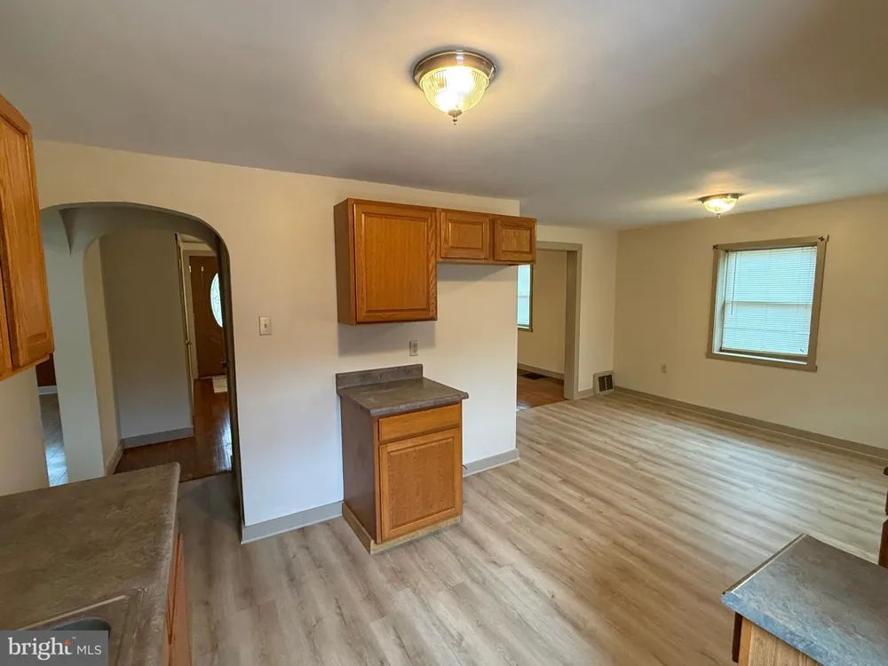 9505 MAIN STREET Huntingdon, PA 16652