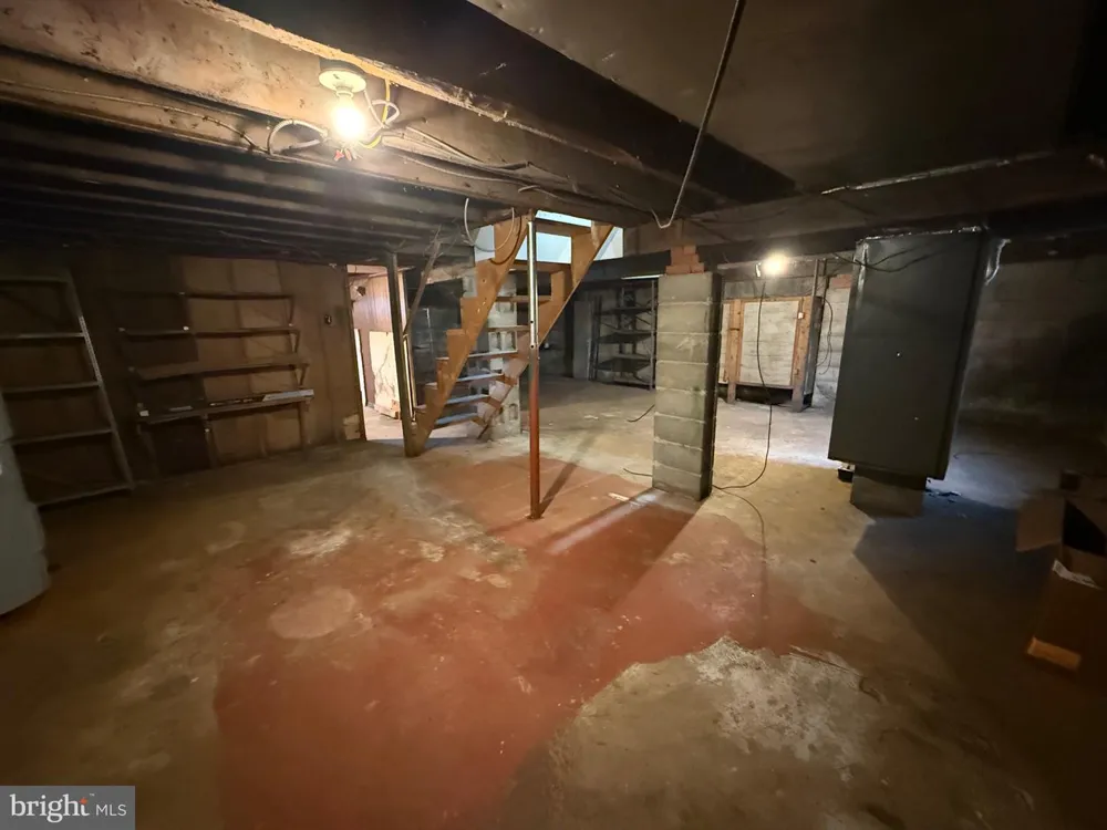 9505 MAIN STREET Huntingdon, PA 16652