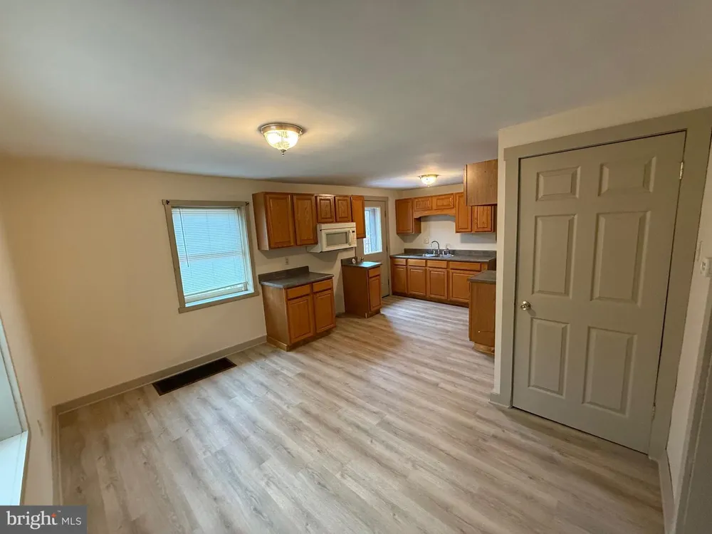 9505 MAIN STREET Huntingdon, PA 16652