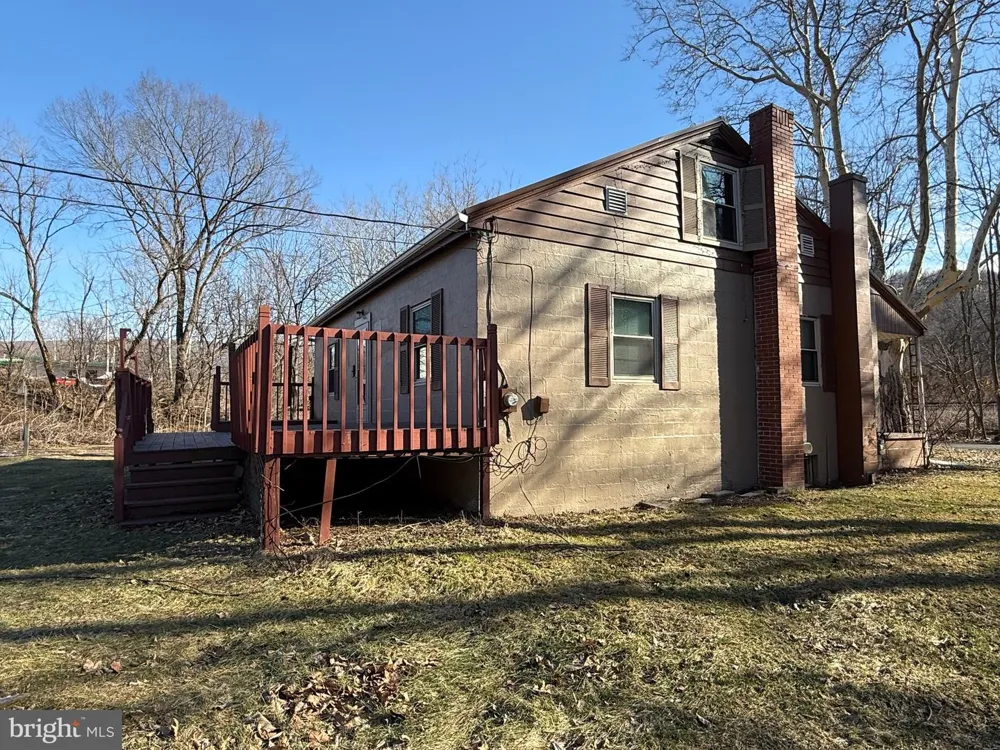 9505 MAIN STREET Huntingdon, PA 16652