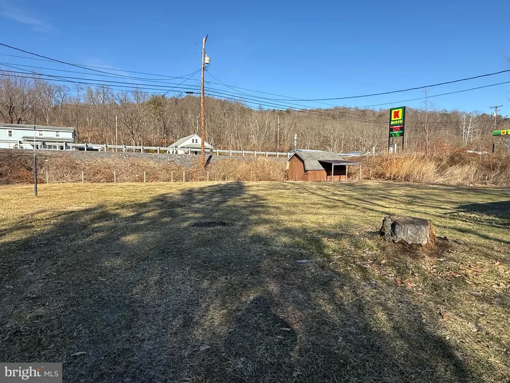 9505 MAIN STREET Huntingdon, PA 16652