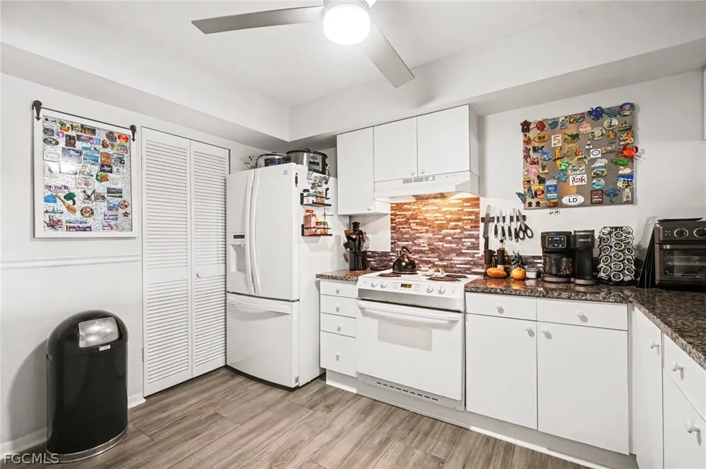 W Lakeview Boulevard #5 North Fort Myers, FL 33903