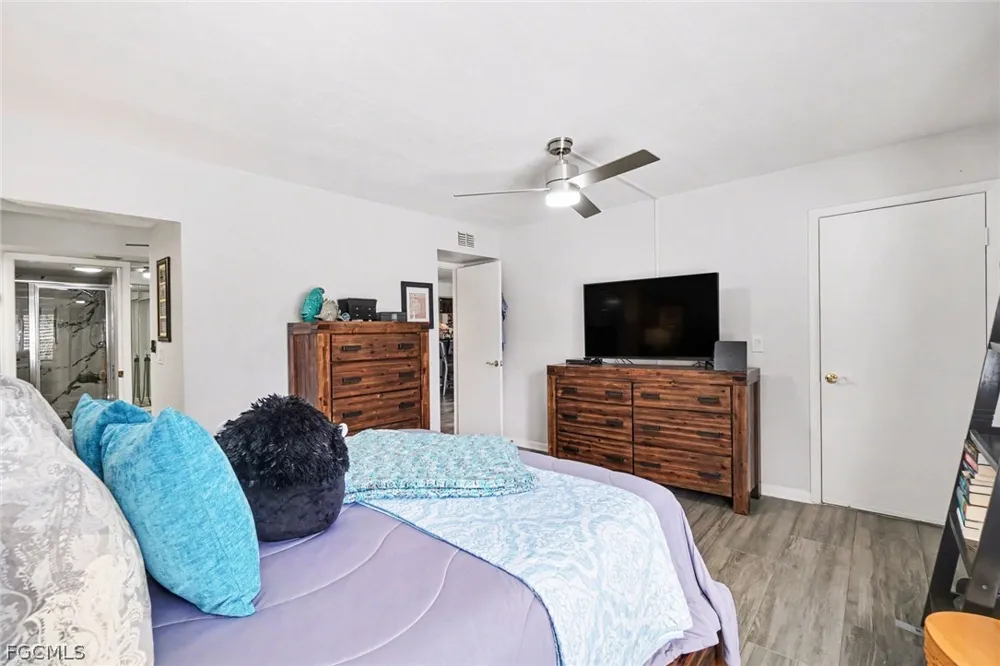 W Lakeview Boulevard #5 North Fort Myers, FL 33903