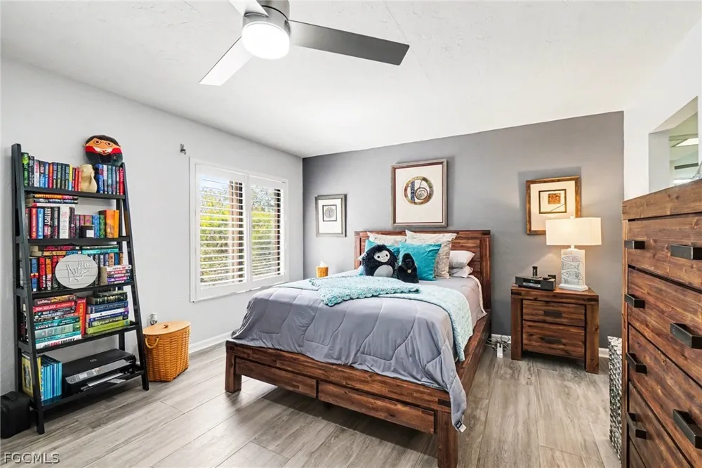 W Lakeview Boulevard #5 North Fort Myers, FL 33903