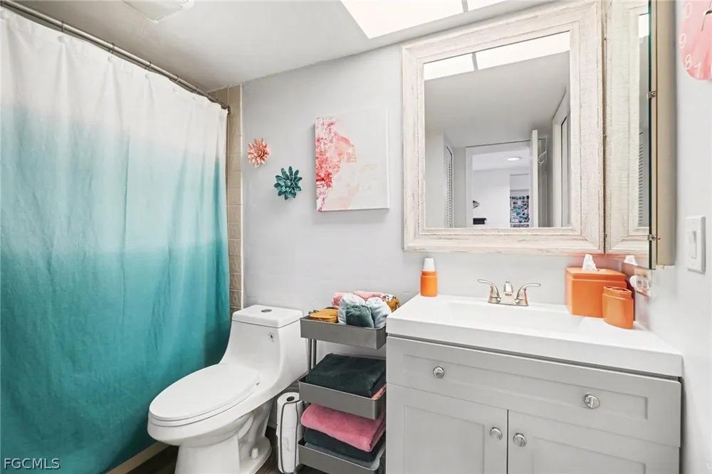 W Lakeview Boulevard #5 North Fort Myers, FL 33903