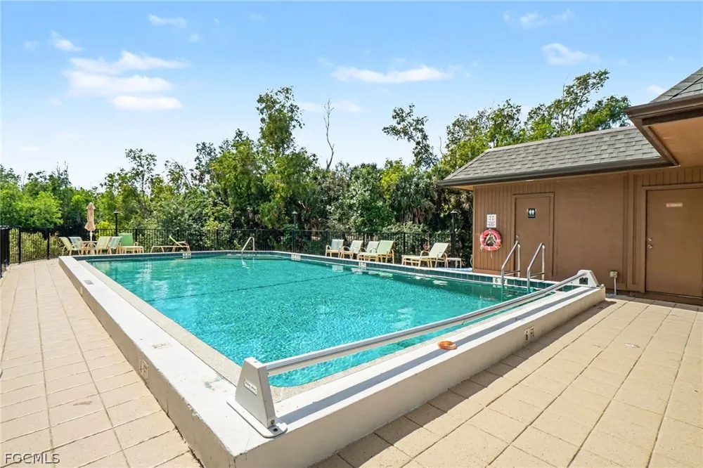 W Lakeview Boulevard #5 North Fort Myers, FL 33903