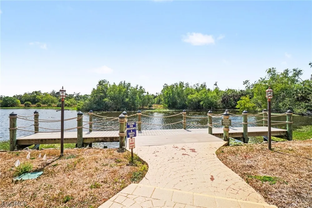 W Lakeview Boulevard #5 North Fort Myers, FL 33903