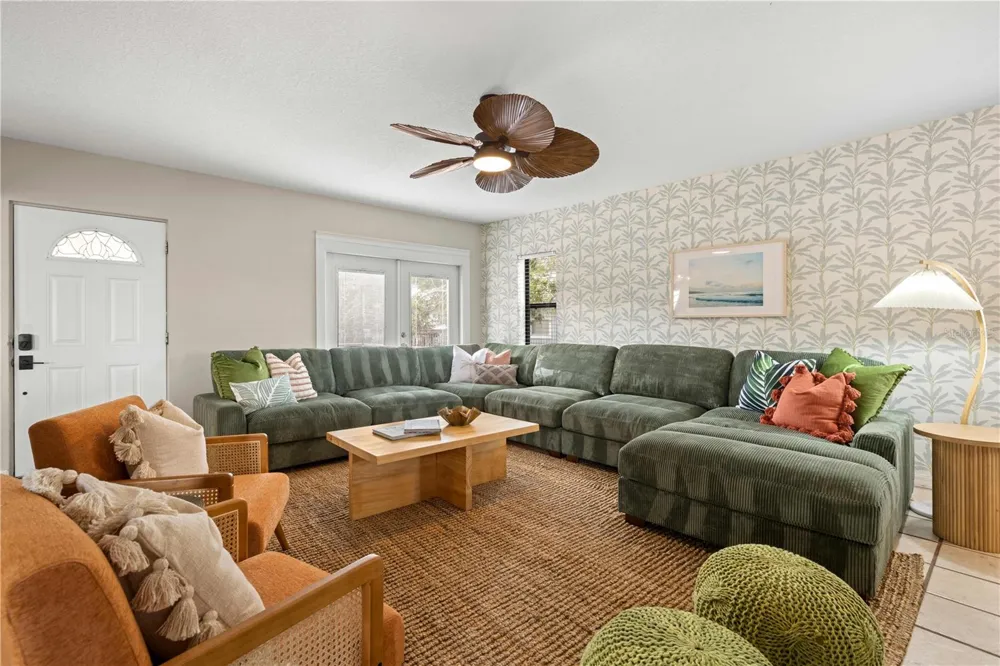 2302 BAY BOULEVARD Indian Rocks Beach, FL 33785