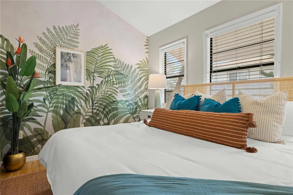 2302 BAY BOULEVARD Indian Rocks Beach, FL 33785