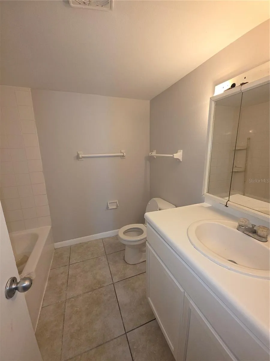 921 W OAK RIDGE ROAD #921C Orlando, FL 32809