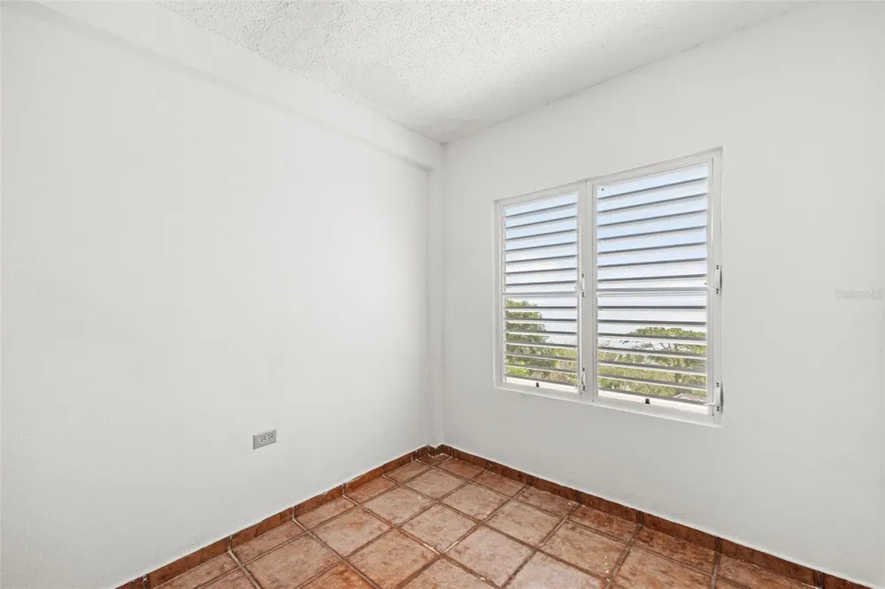 39 COMM PLAYA GUAYANES Yabucoa, PR 00767