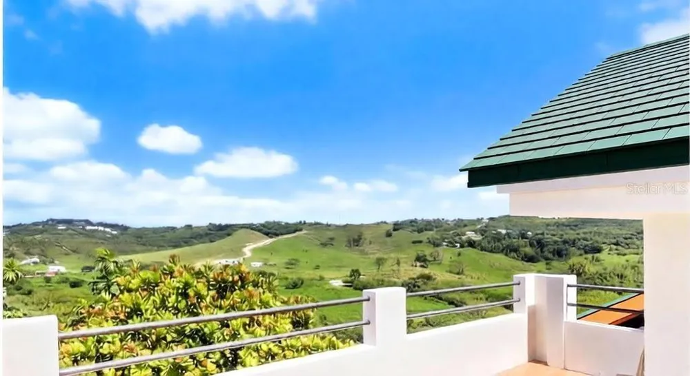 39 COMM PLAYA GUAYANES Yabucoa, PR 00767