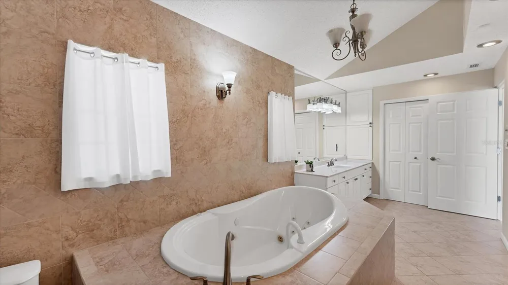 120 SANDS POINT DRIVE Tierra Verde, FL 33715