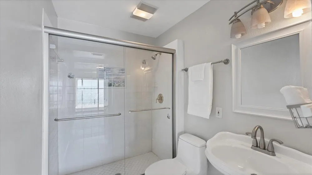 120 SANDS POINT DRIVE Tierra Verde, FL 33715