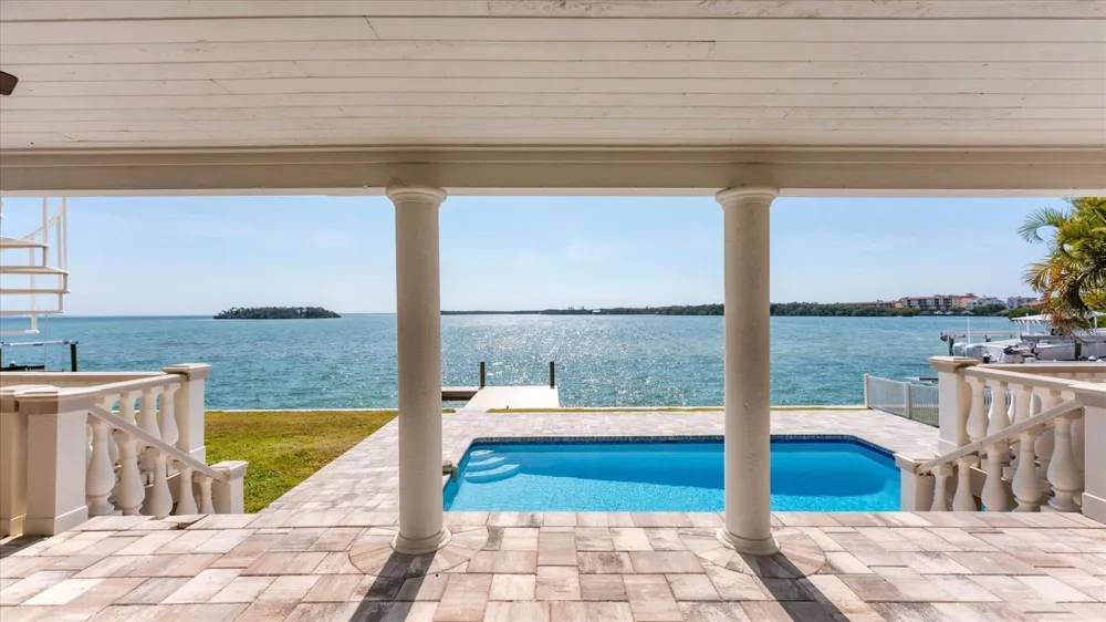 120 SANDS POINT DRIVE Tierra Verde, FL 33715